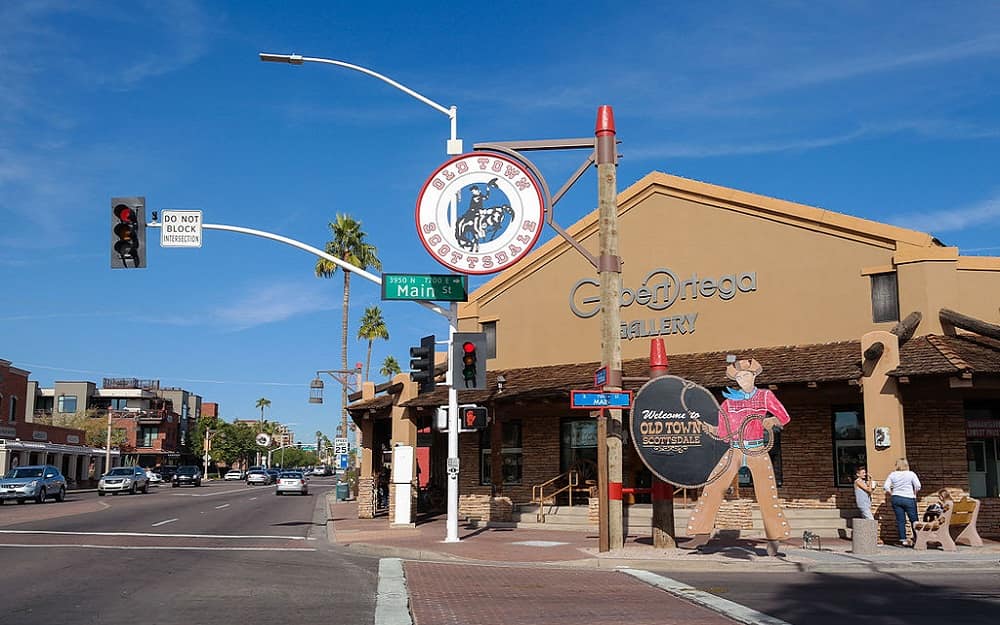 Old_Town_(Scottsdale,_Arizona)