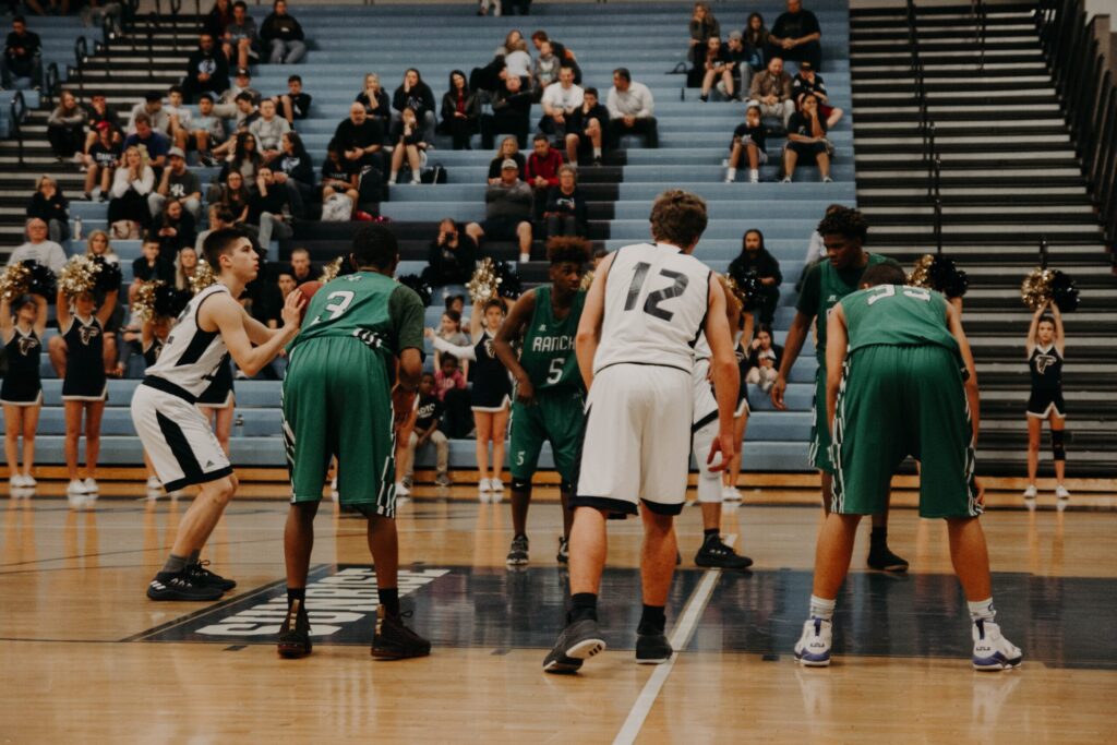 Sportistipendium in den USA - Basketballmatch