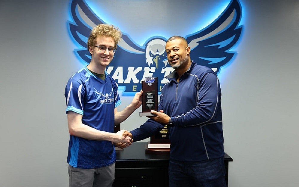 Becas-deporte-electronico